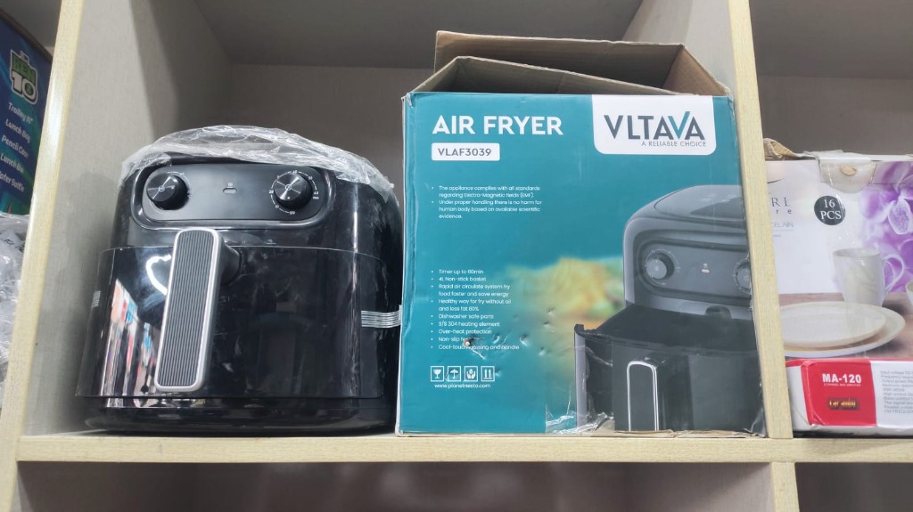 Air fryers & small electrics